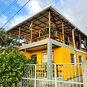 Ferienhaus Berton Place